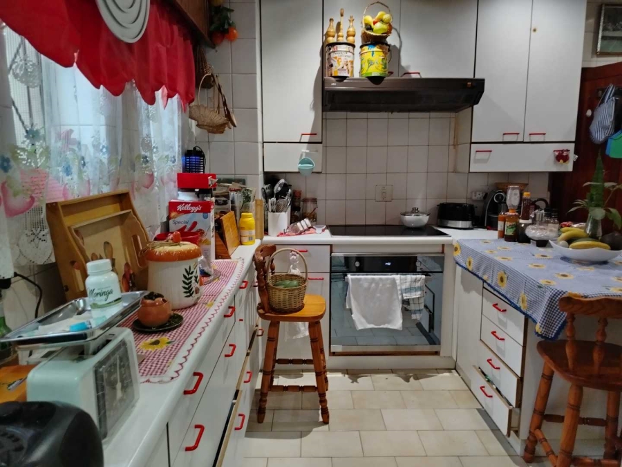 4 Bedroom Property for Sale in Wychwood Gauteng