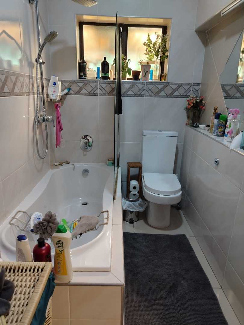 4 Bedroom Property for Sale in Wychwood Gauteng