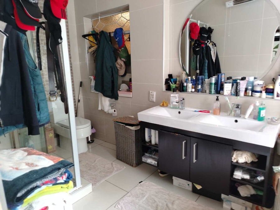 4 Bedroom Property for Sale in Wychwood Gauteng
