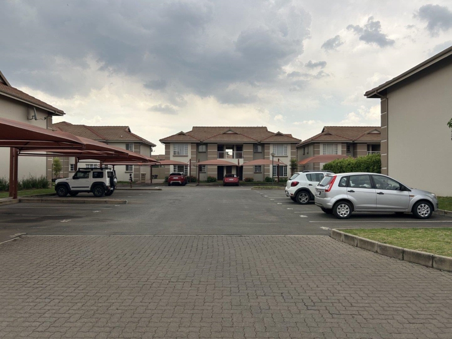 To Let 2 Bedroom Property for Rent in Brentwood Gauteng