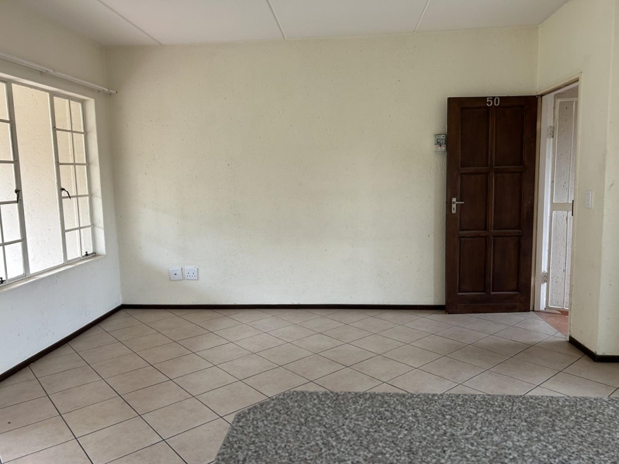 To Let 2 Bedroom Property for Rent in Brentwood Gauteng
