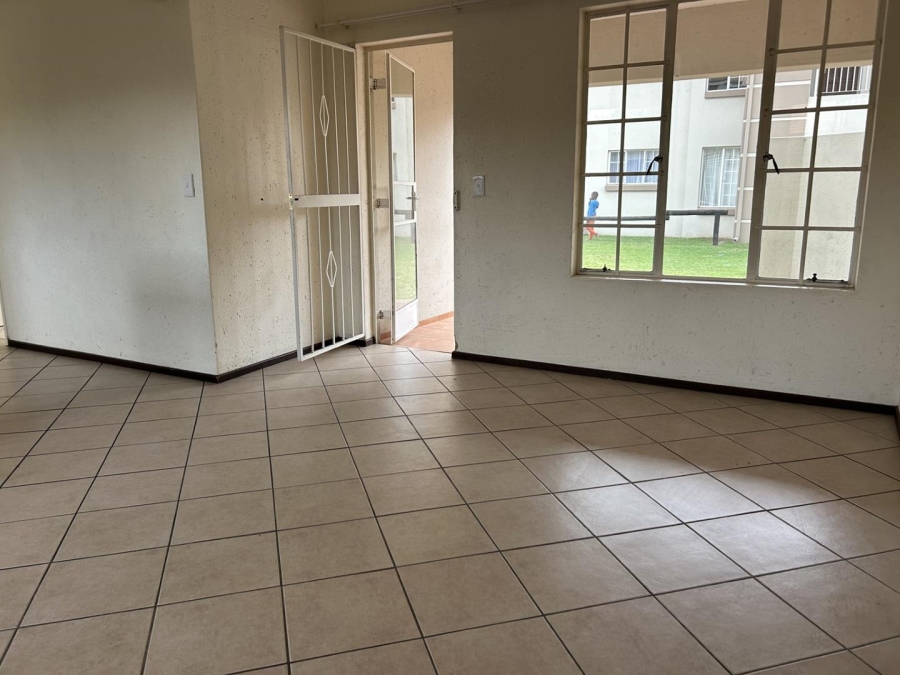 To Let 2 Bedroom Property for Rent in Brentwood Gauteng