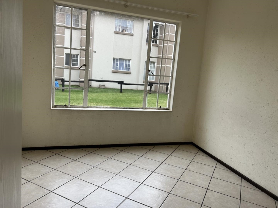 To Let 2 Bedroom Property for Rent in Brentwood Gauteng