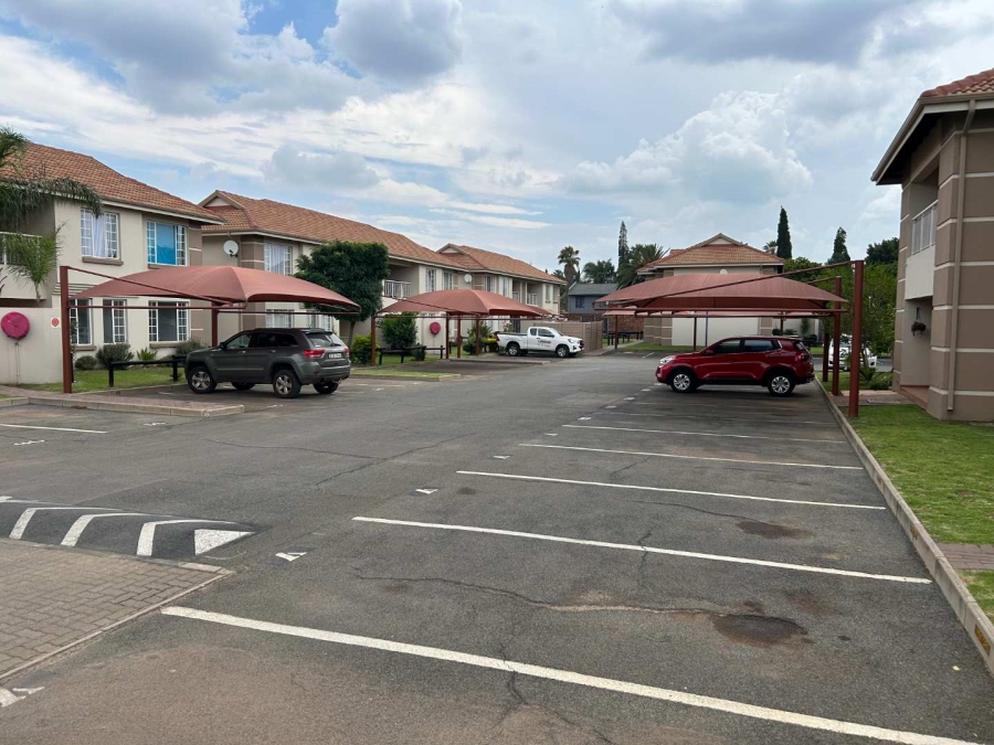 To Let 2 Bedroom Property for Rent in Brentwood Gauteng