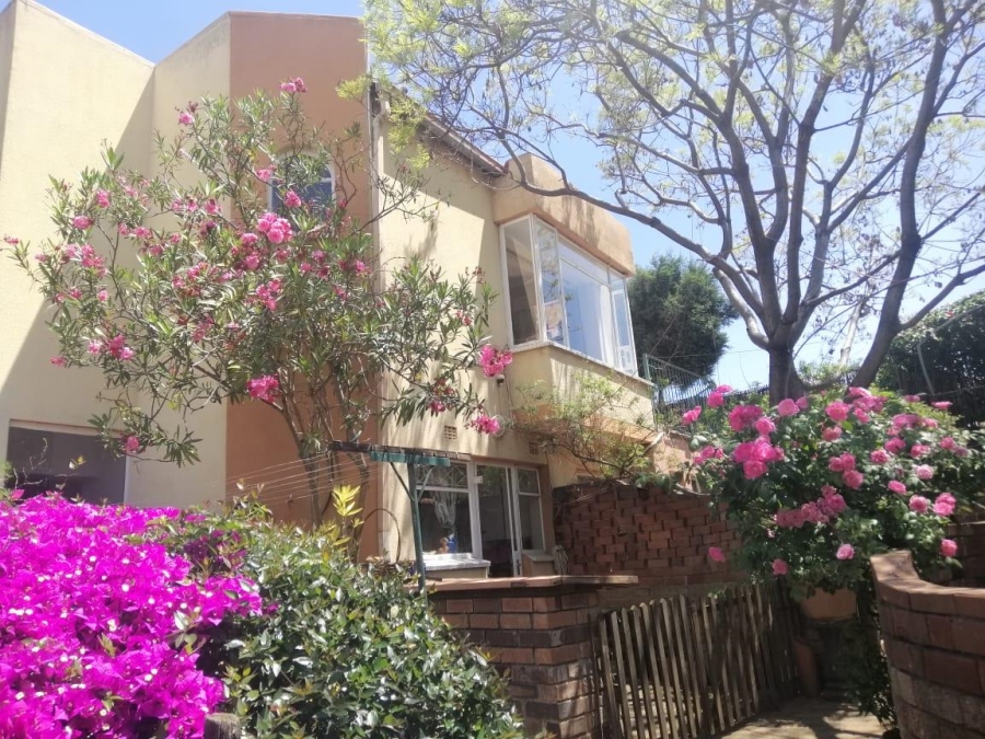 6 Bedroom Property for Sale in Suideroord Gauteng