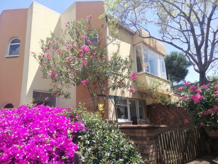 6 Bedroom Property for Sale in Suideroord Gauteng