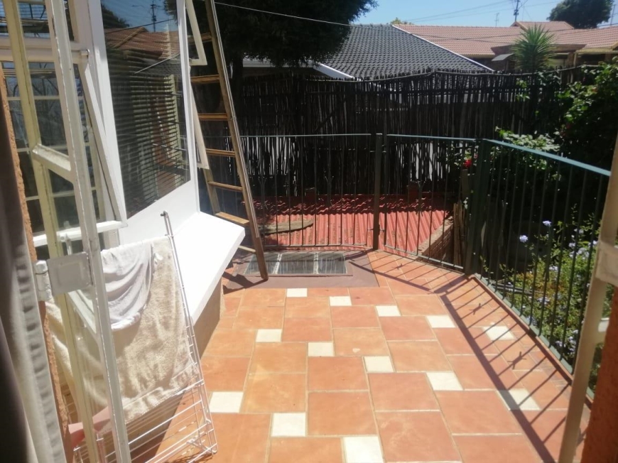 6 Bedroom Property for Sale in Suideroord Gauteng