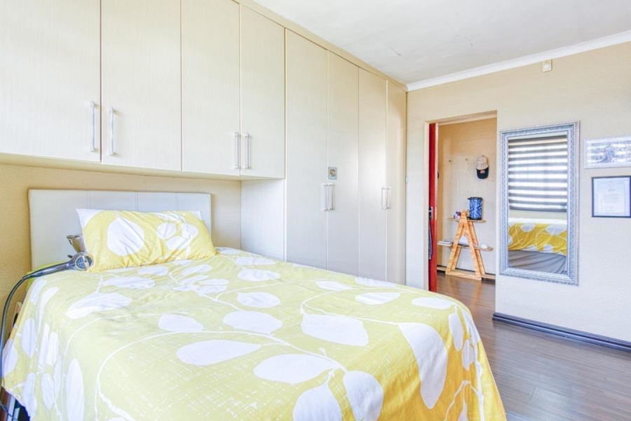 5 Bedroom Property for Sale in Elandspark Gauteng
