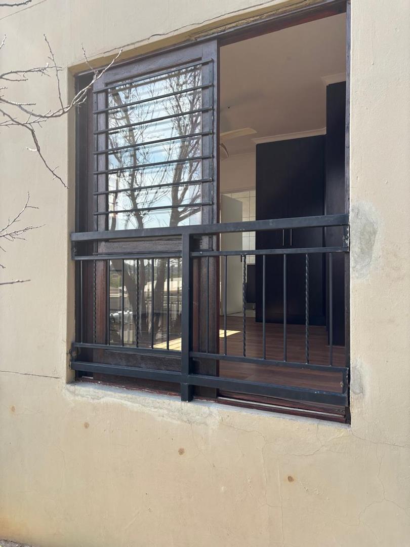 2 Bedroom Property for Sale in Meyersdal Gauteng