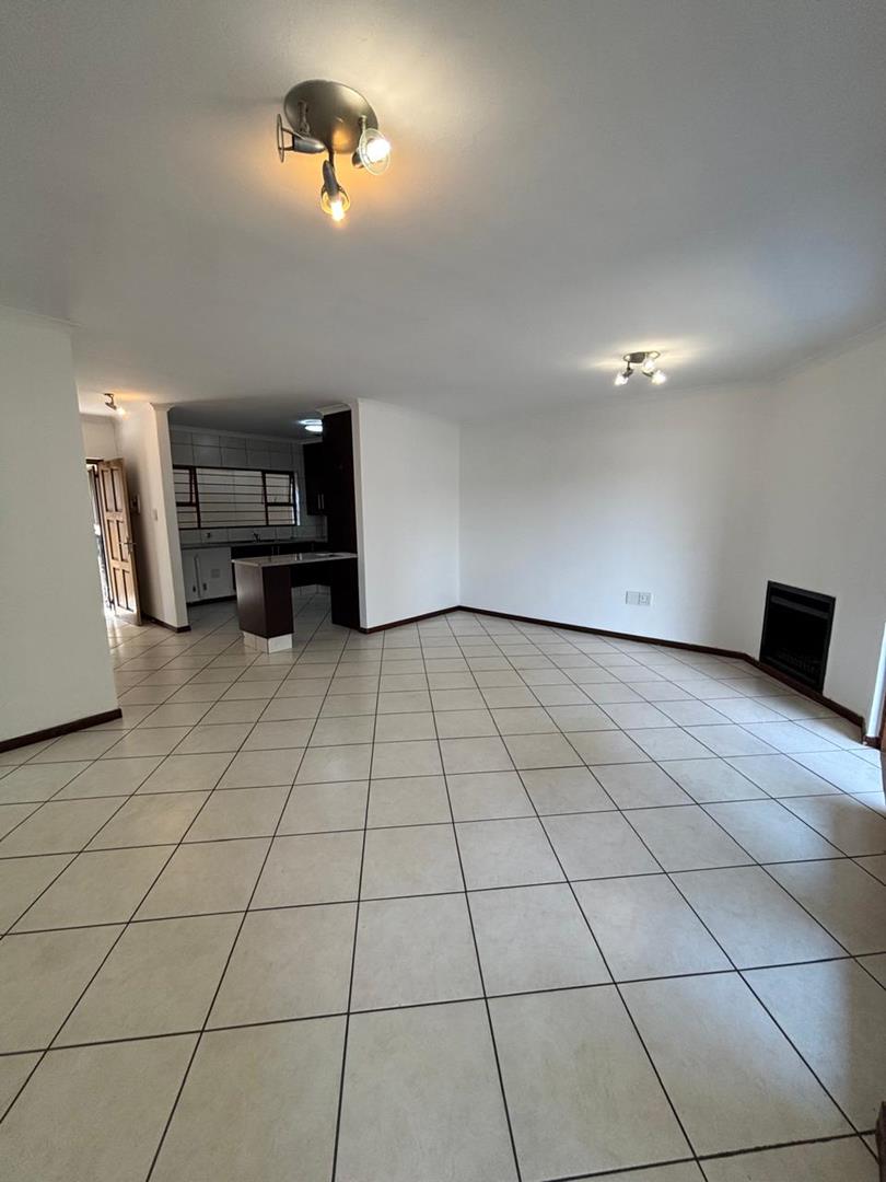 2 Bedroom Property for Sale in Meyersdal Gauteng