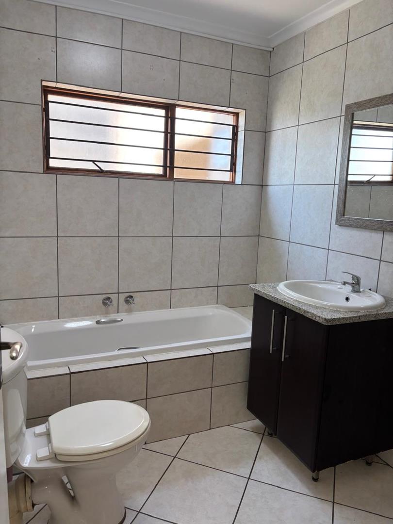 2 Bedroom Property for Sale in Meyersdal Gauteng