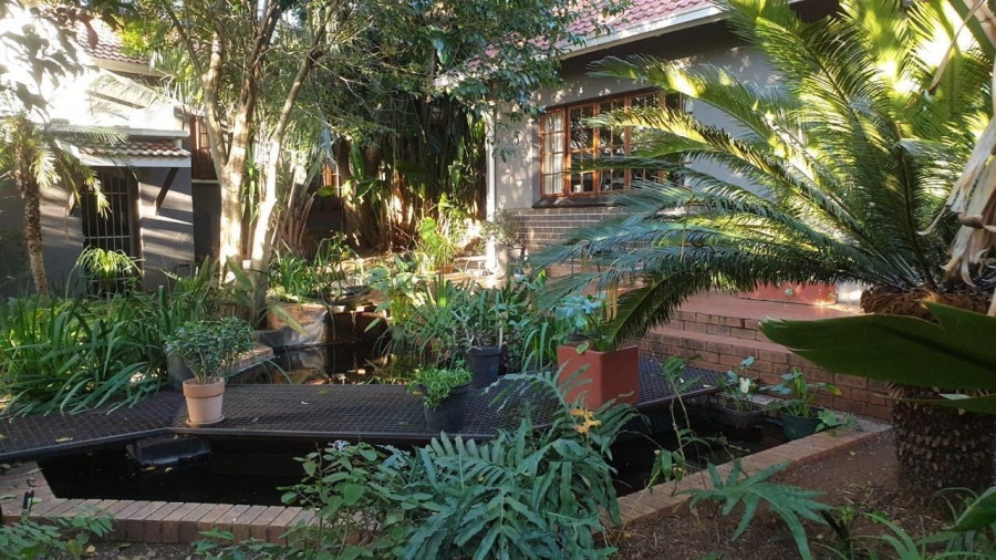 To Let 0 Bedroom Property for Rent in Robindale Gauteng