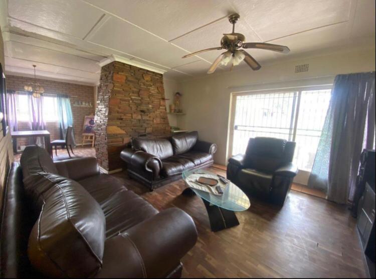 3 Bedroom Property for Sale in Florida Park Gauteng