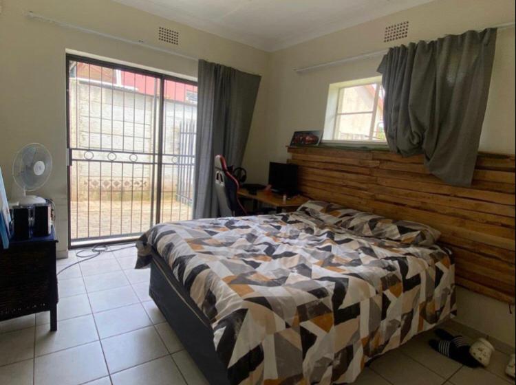 3 Bedroom Property for Sale in Florida Park Gauteng