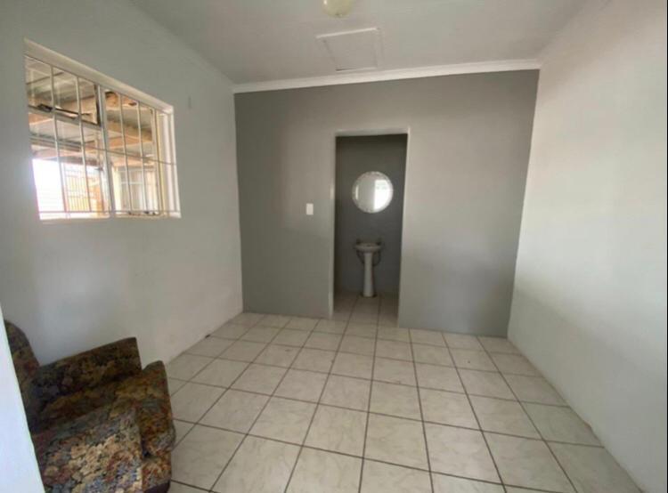 3 Bedroom Property for Sale in Florida Park Gauteng