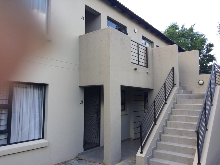 To Let 2 Bedroom Property for Rent in Ferndale Gauteng
