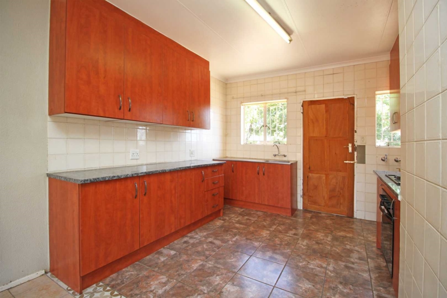 2 Bedroom Property for Sale in Greenhills Gauteng