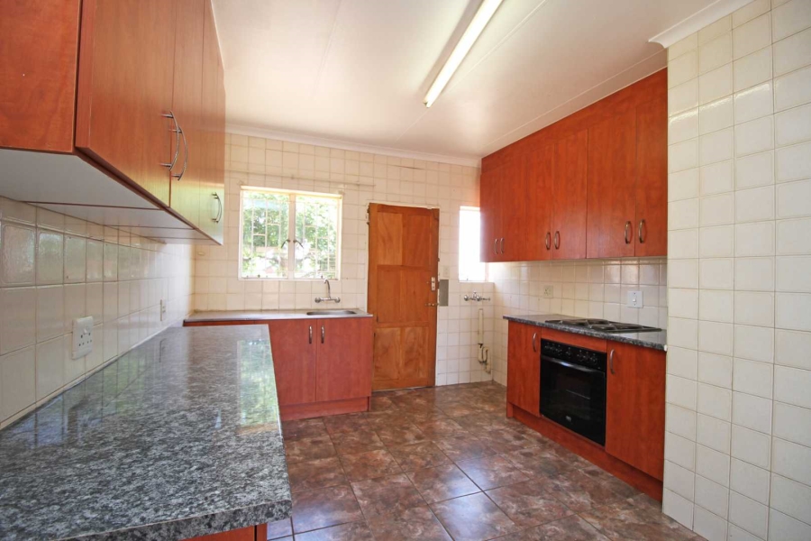 2 Bedroom Property for Sale in Greenhills Gauteng