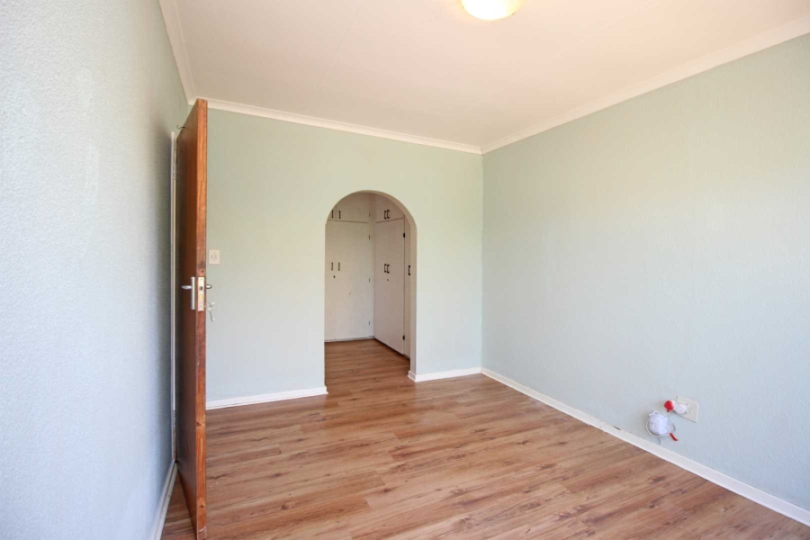 2 Bedroom Property for Sale in Greenhills Gauteng