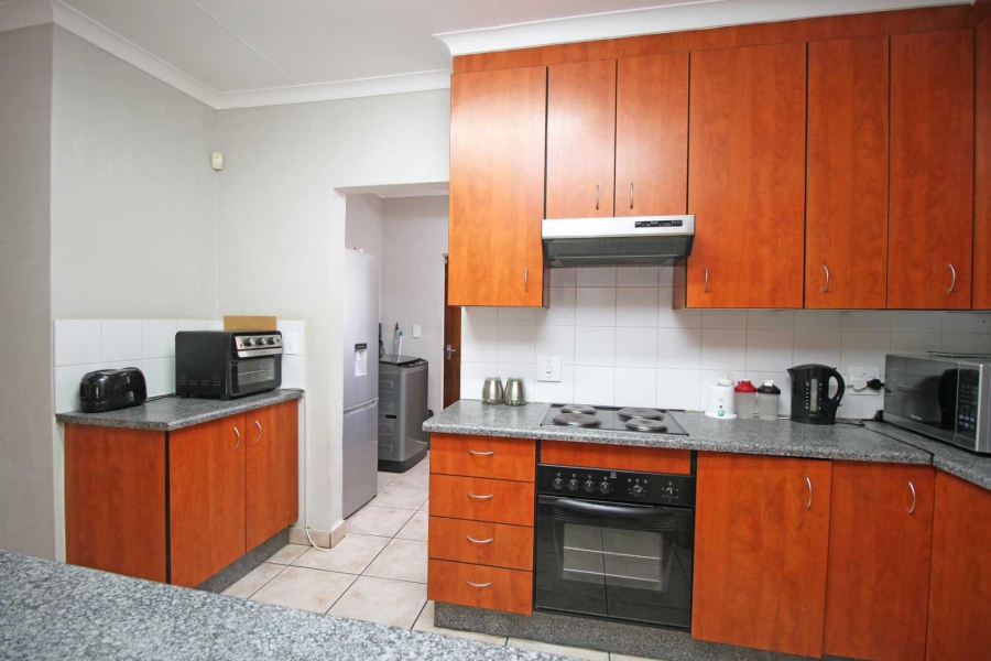 3 Bedroom Property for Sale in Greenhills Gauteng