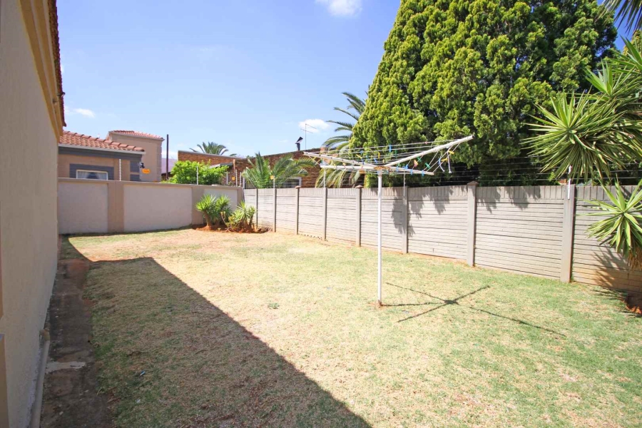 3 Bedroom Property for Sale in Greenhills Gauteng