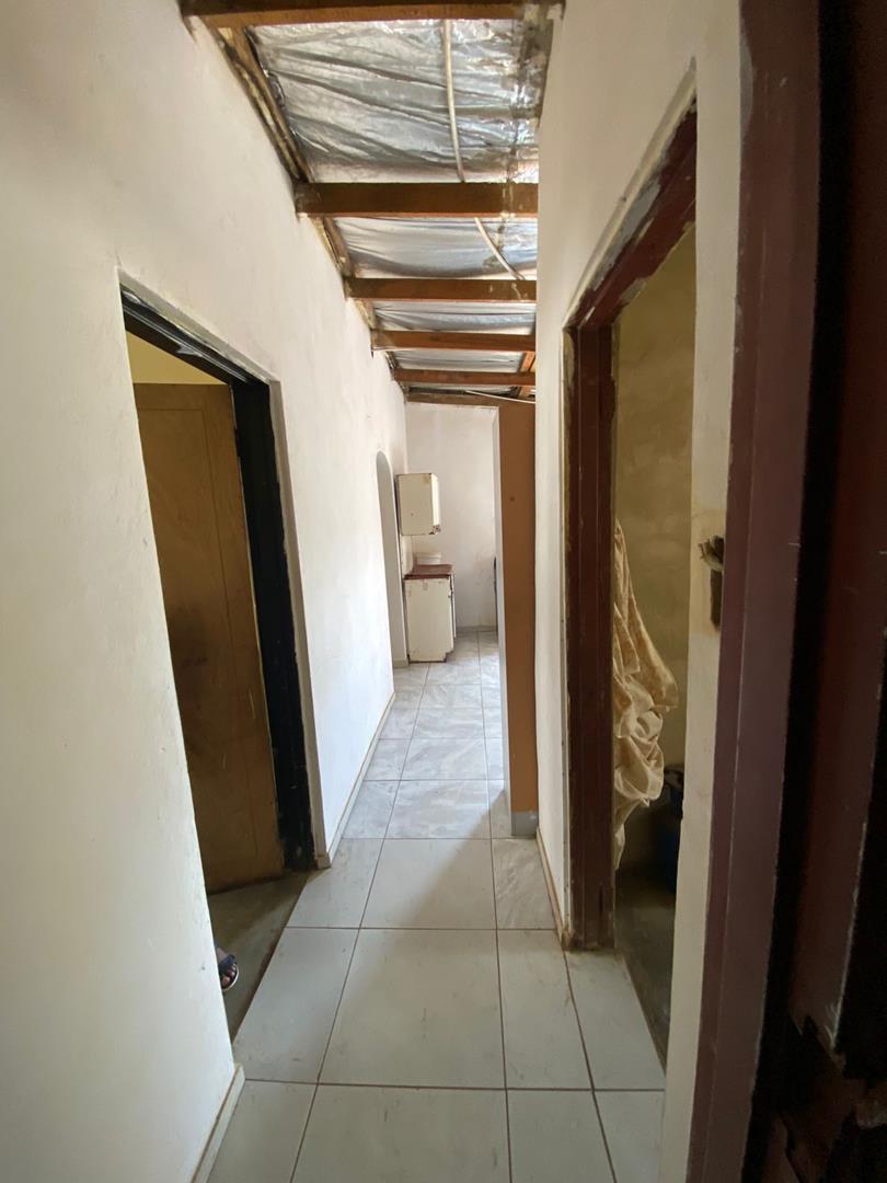 2 Bedroom Property for Sale in Zonkezizwe Gauteng
