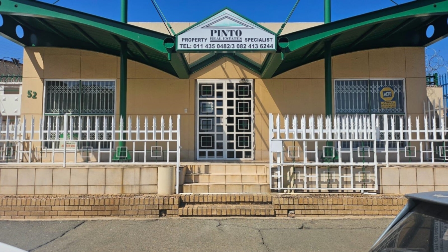 1 Bedroom Property for Sale in Regents Park Gauteng