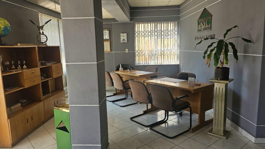 1 Bedroom Property for Sale in Regents Park Gauteng