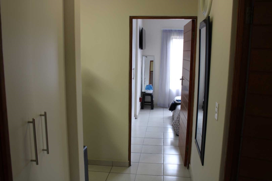 To Let 2 Bedroom Property for Rent in South Crest Gauteng