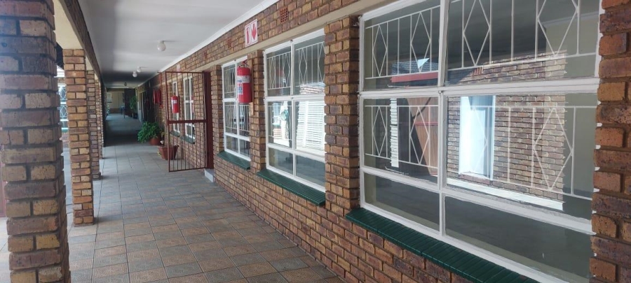 To Let 3 Bedroom Property for Rent in Mayberry Park Gauteng
