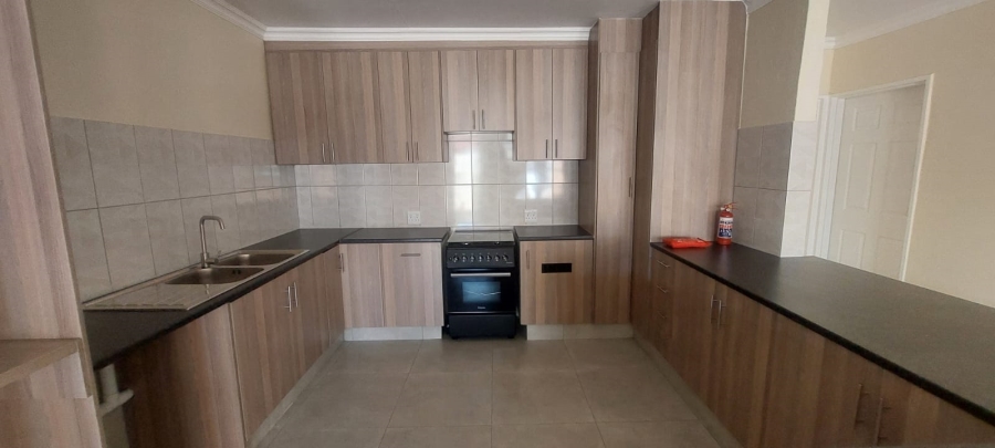 To Let 3 Bedroom Property for Rent in Mayberry Park Gauteng