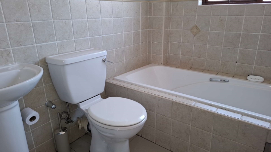 To Let 3 Bedroom Property for Rent in Albertsdal Gauteng
