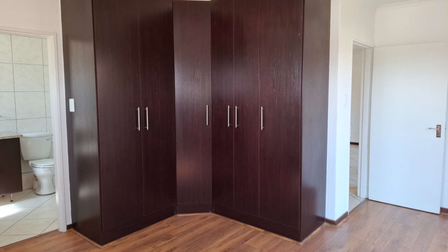 2 Bedroom Property for Sale in Meyersdal Gauteng