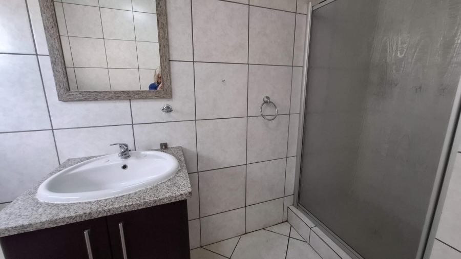 2 Bedroom Property for Sale in Meyersdal Gauteng