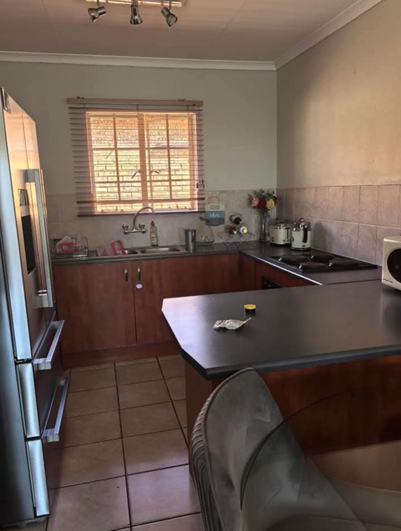 To Let 2 Bedroom Property for Rent in Amandasig Gauteng