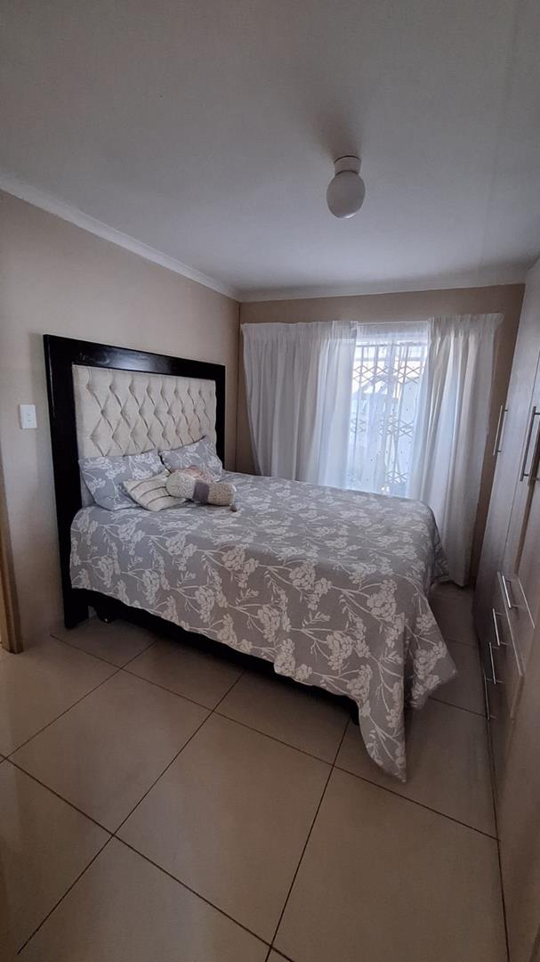 3 Bedroom Property for Sale in Rosslyn Gauteng