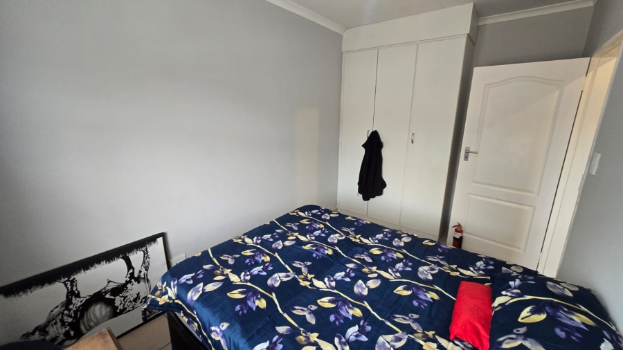 To Let 2 Bedroom Property for Rent in Amberfield Ridge Gauteng