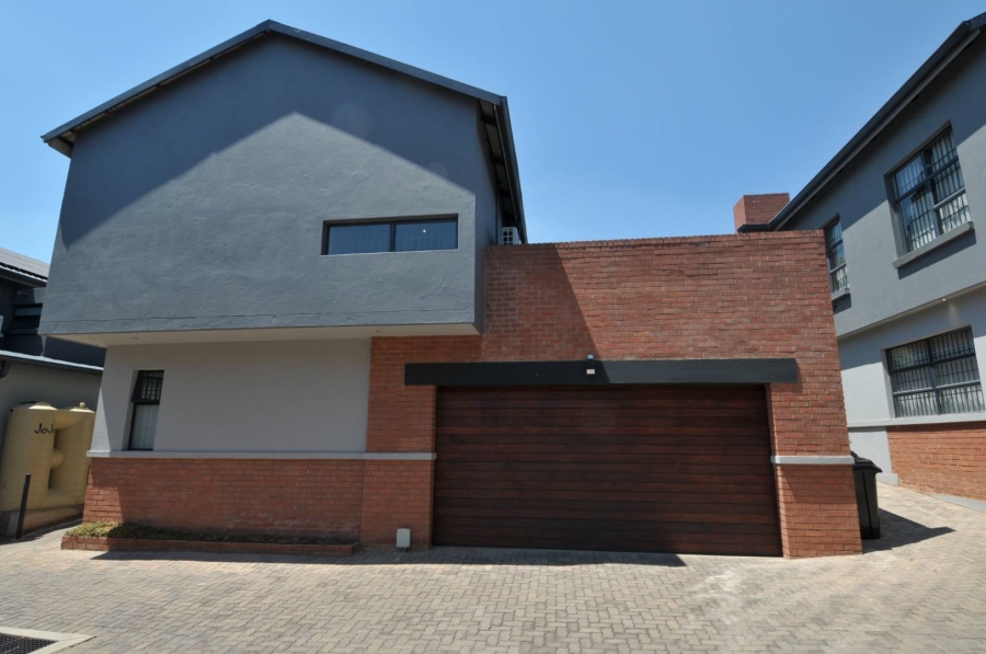 To Let 3 Bedroom Property for Rent in Hazelwood Gauteng