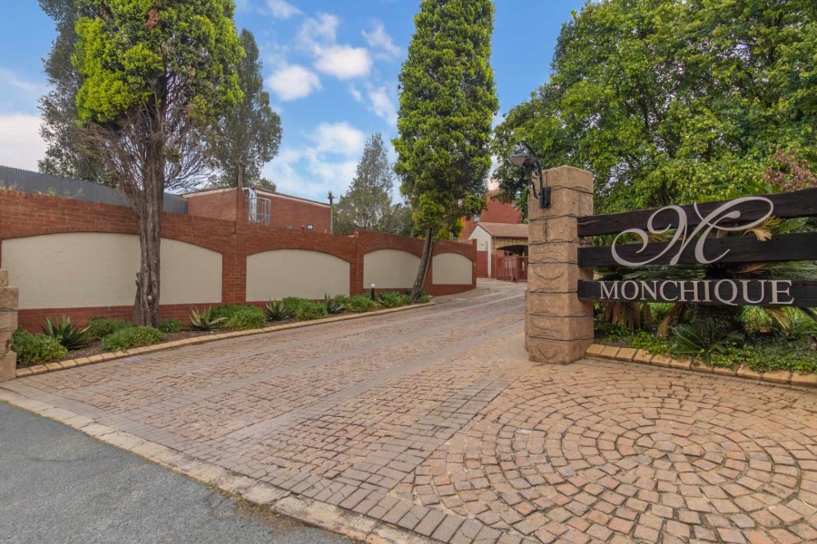 2 Bedroom Property for Sale in Paulshof Gauteng
