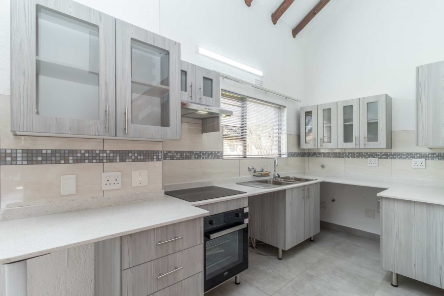 2 Bedroom Property for Sale in Paulshof Gauteng