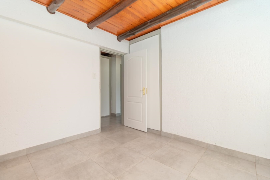 2 Bedroom Property for Sale in Paulshof Gauteng