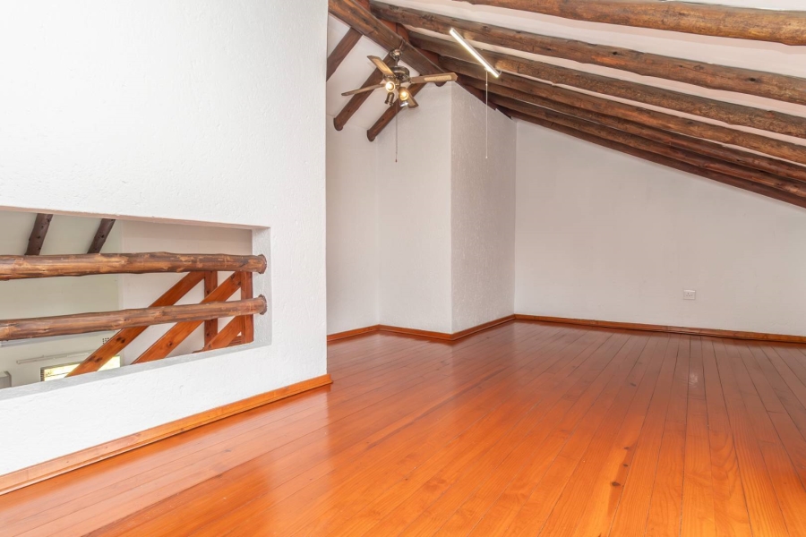 2 Bedroom Property for Sale in Paulshof Gauteng