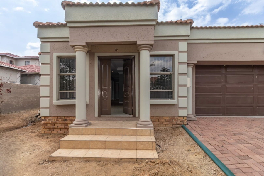 3 Bedroom Property for Sale in Cosmo City Gauteng