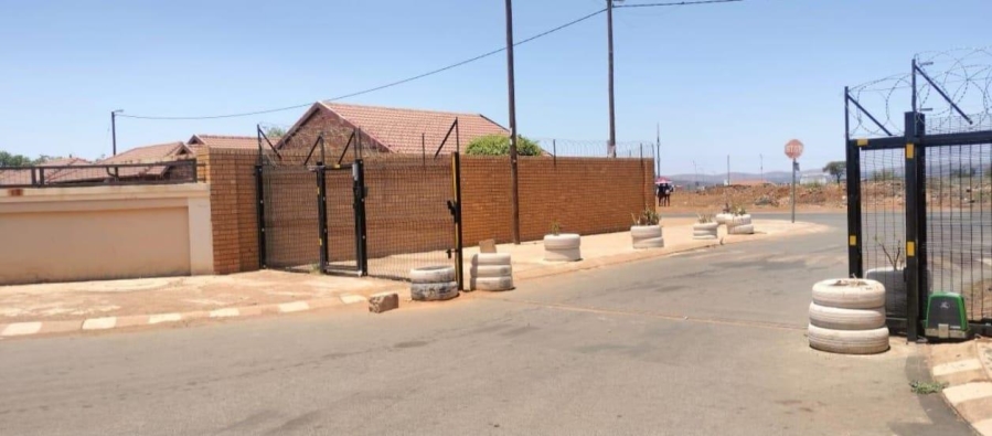 2 Bedroom Property for Sale in Soshanguve Gauteng