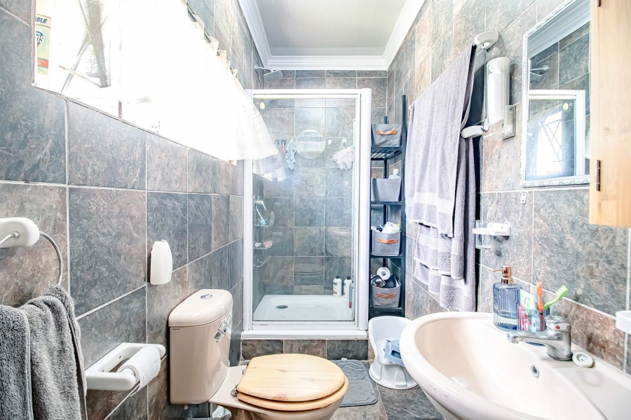 3 Bedroom Property for Sale in Gezina Gauteng