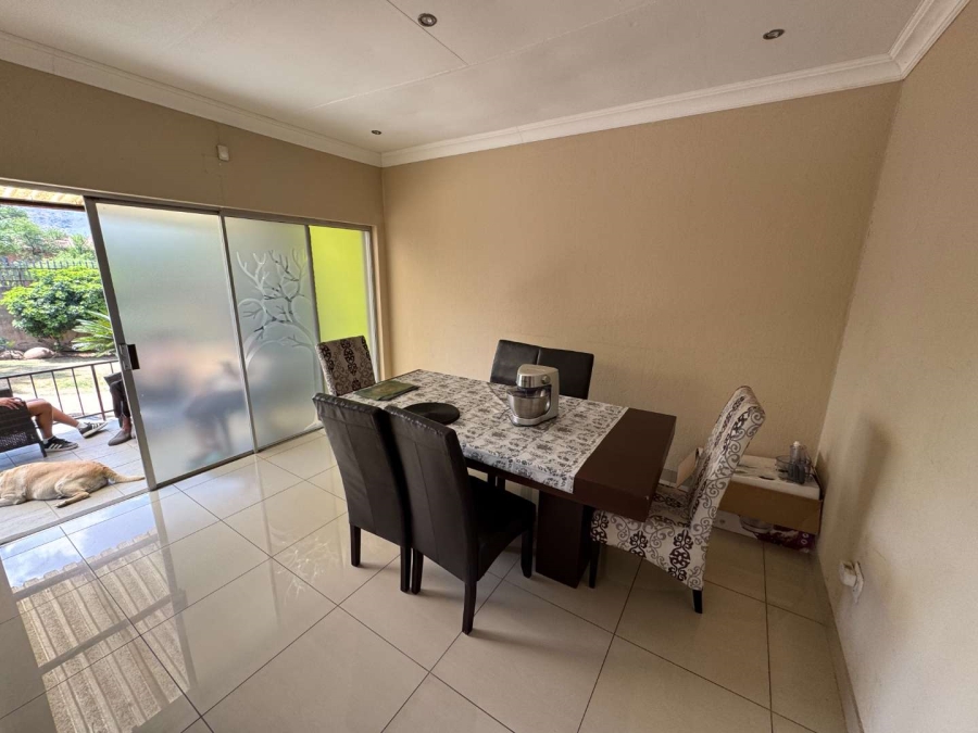 4 Bedroom Property for Sale in Glenvista Gauteng
