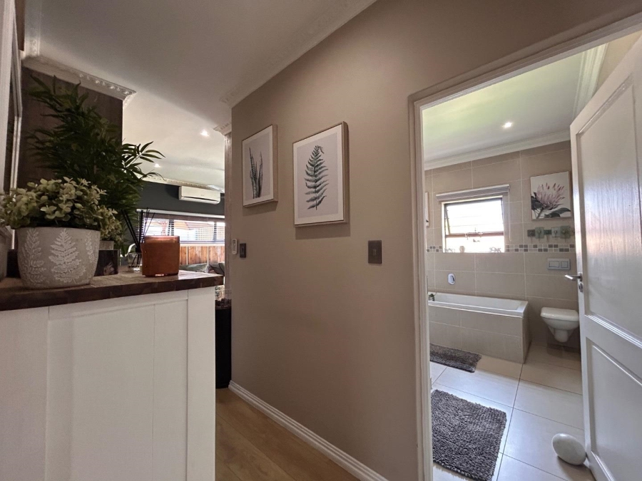 4 Bedroom Property for Sale in New Redruth Gauteng