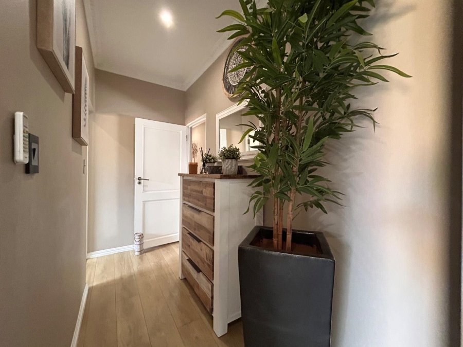 4 Bedroom Property for Sale in New Redruth Gauteng