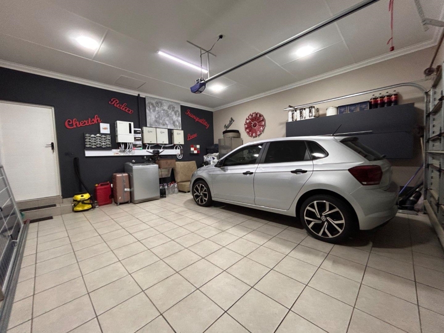 4 Bedroom Property for Sale in New Redruth Gauteng