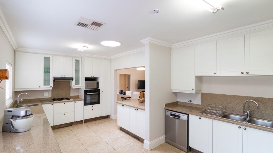 3 Bedroom Property for Sale in Waterfall Gauteng